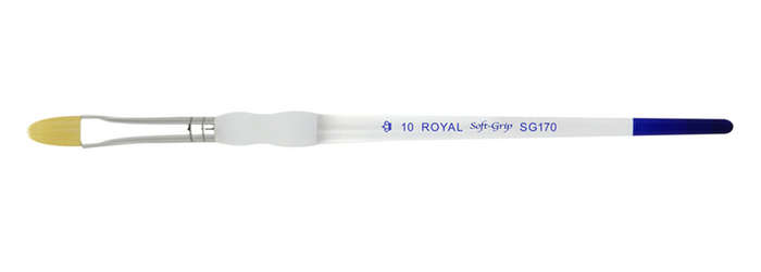 Detail of a Royal Soft Grip brush, size 10, ideal for glazing and decorating ceramics and pottery.