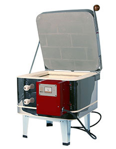 kilns-3 Front view of an electric kiln with an open lid, showcasing the firing chamber, suitable for pottery and ceramic projects.